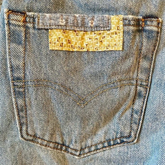 Levis Premium 501 150th Anniversary 93' Sashiko Patchwork 7" Shorts Size 30 - Picture 3 of 11